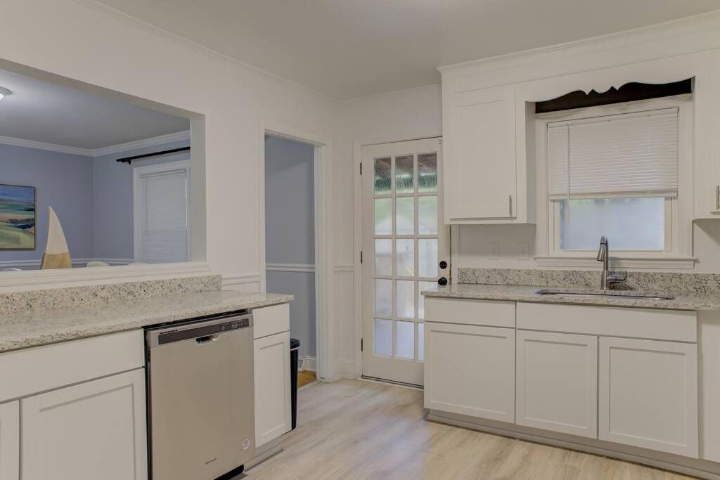 Charming Home Near Folly & Downtown ชาร์ลสตัน ภายนอก รูปภาพ